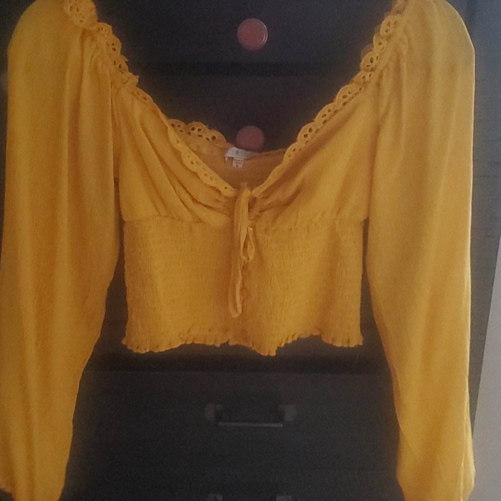 Crop top